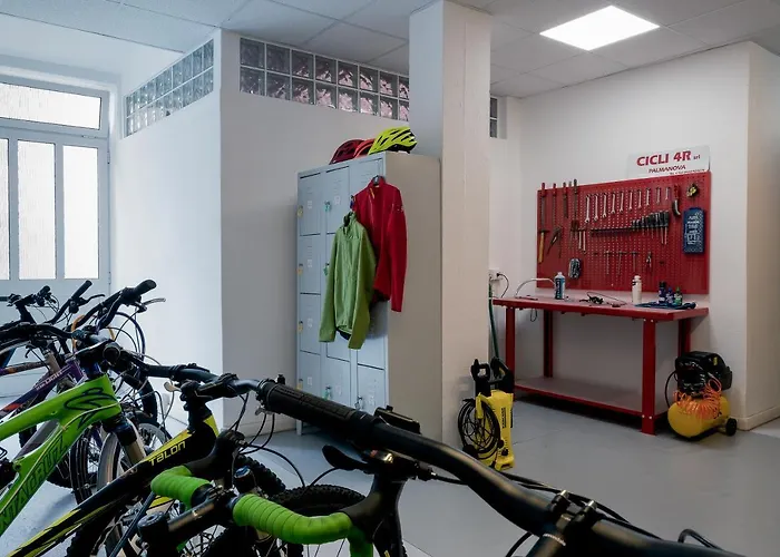 Penzion Zona 30 Bike Palmanova